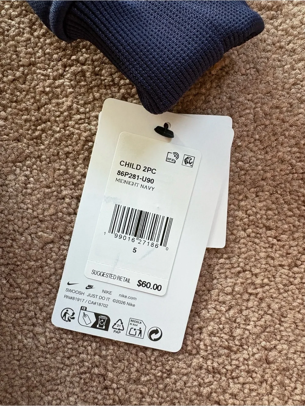 Nike Kids Boys Navy Hoodie & Jogger Track suit Set Navy size 5 NWT